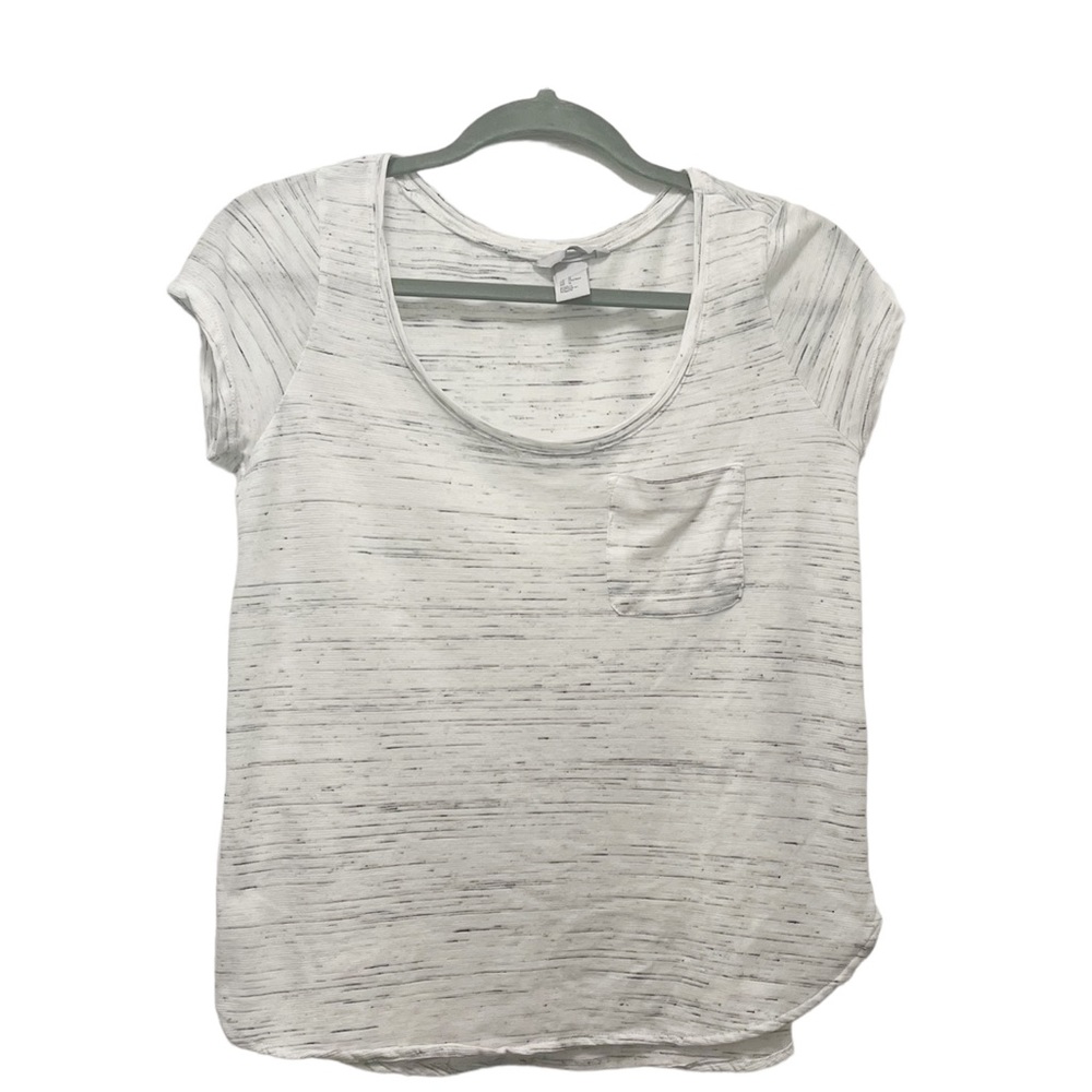 Black and white H&M tee - size M